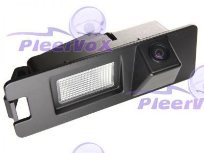 Pleervox PLV-CAM-REN01 Цветная штатная камера заднего вида для автомобилей Renault Logan