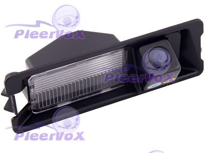 Pleervox PLV-AVG-REN01 Цветная штатная камера заднего вида для автомобилей Renault Logan ночной съемки (линза - стекло)