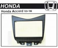Переходная рамка со штатной магнитолы на 2 DIN для Honda Accord (2003-2006).
